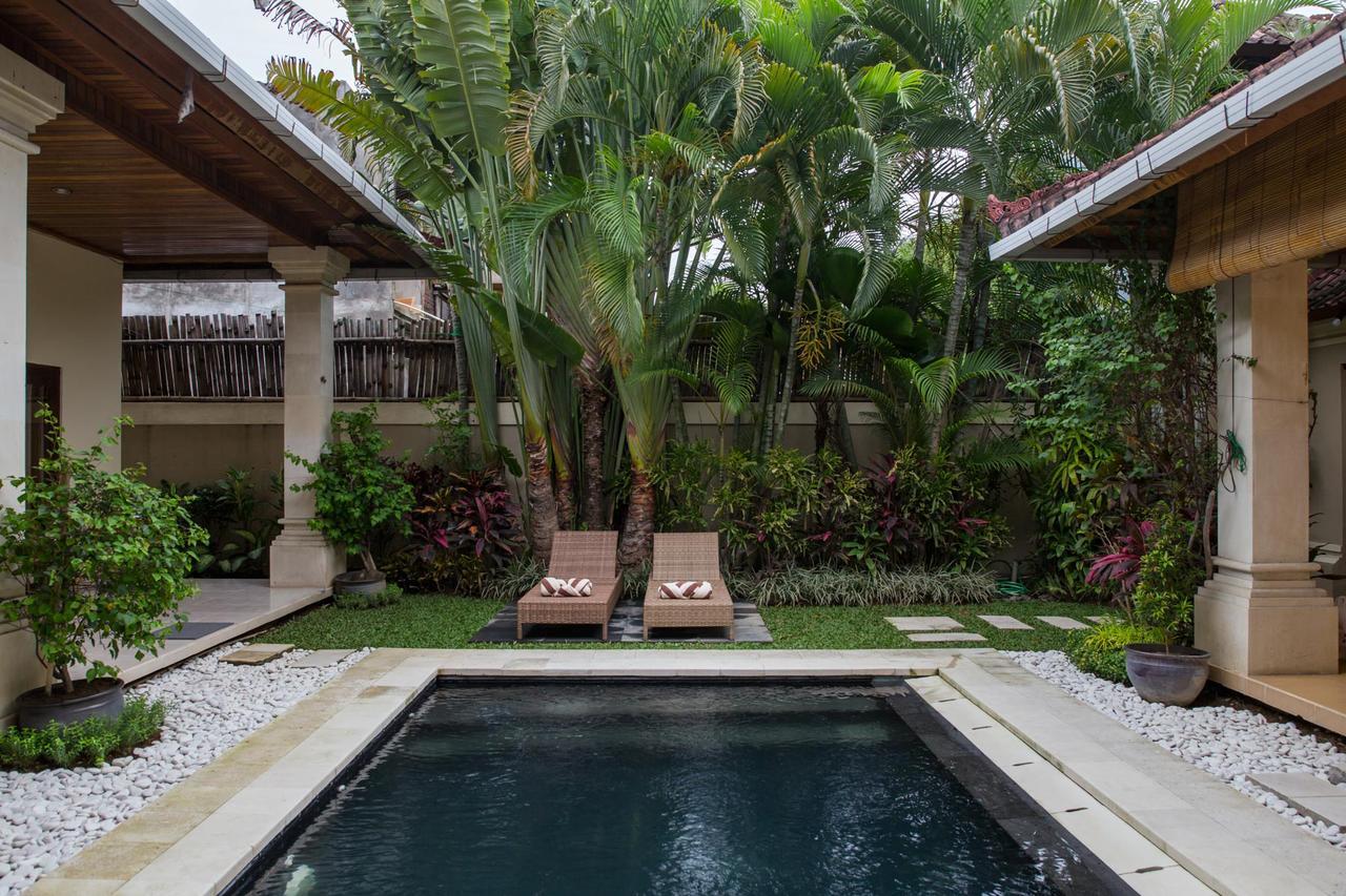 Villa Deshy Seminyak Exteriör bild