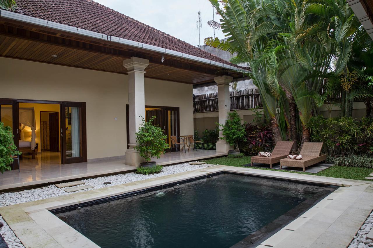 Villa Deshy Seminyak Exteriör bild